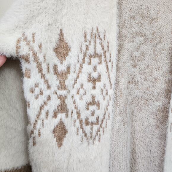 Love Stitch super soft open front southwest pattern cardigan woman's size small - Picture 9 of 10